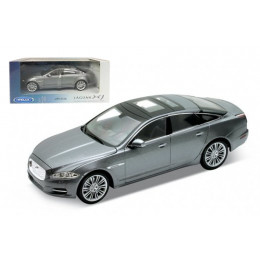 Машина металева 22517W "WELLY"1:24 JAGUAR XJ, 2 кольори, в коробці 23*11*10 см